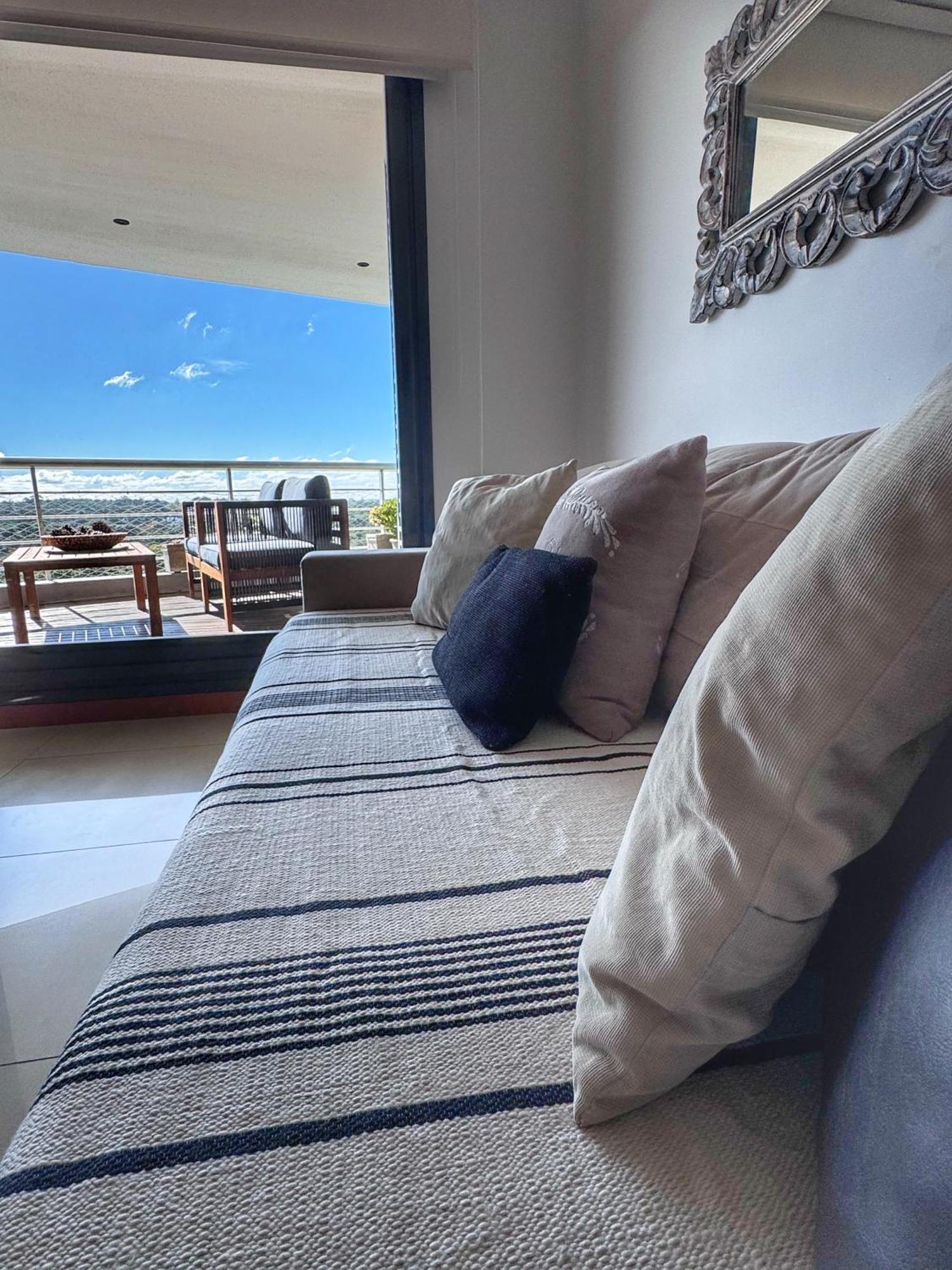 Apartamentos Torre Tressesenta Пунта дел Есте Стая снимка